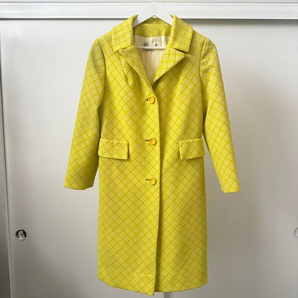 Rothschild Women's Yellow and Green Coat